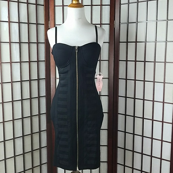 Haute Monde Dresses & Skirts - HAUTE MONDE BODYCON ZIP UP FRONT DRESS